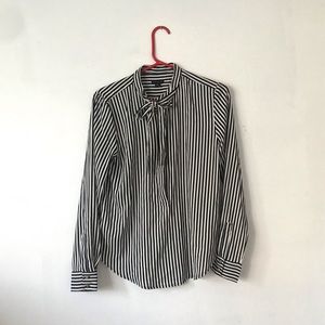 Ann Taylor striped tie collar shirt